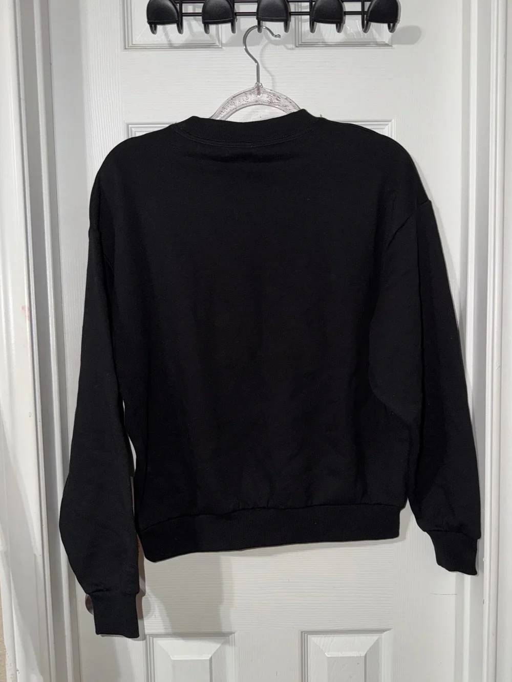 ALO Black Crewneck Sweater-Black Small